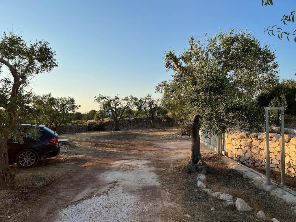 Casa Giuliveto - Charmantes Ferienhaus Mit Privatpool In Olivenhain Ostuni Extérieur photo