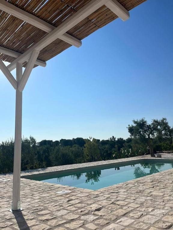 Casa Giuliveto - Charmantes Ferienhaus Mit Privatpool In Olivenhain Ostuni Extérieur photo