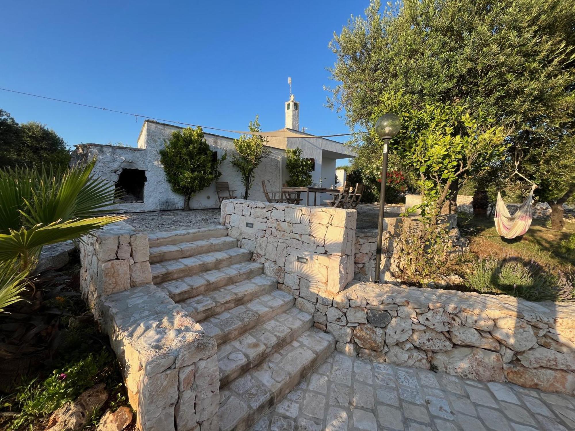 Casa Giuliveto - Charmantes Ferienhaus Mit Privatpool In Olivenhain Ostuni Extérieur photo